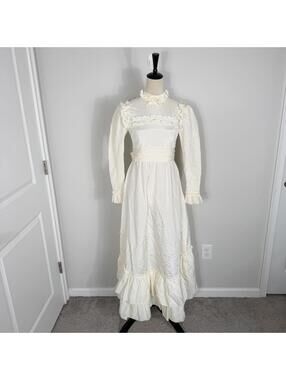 VTG 1970s Emma Domb Victorian Wedding Dress Bridal Gown cottage Prairie 9